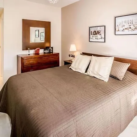 Beautiful Lorcrimar With Large Terrace Rdr364 Apartment Marbella